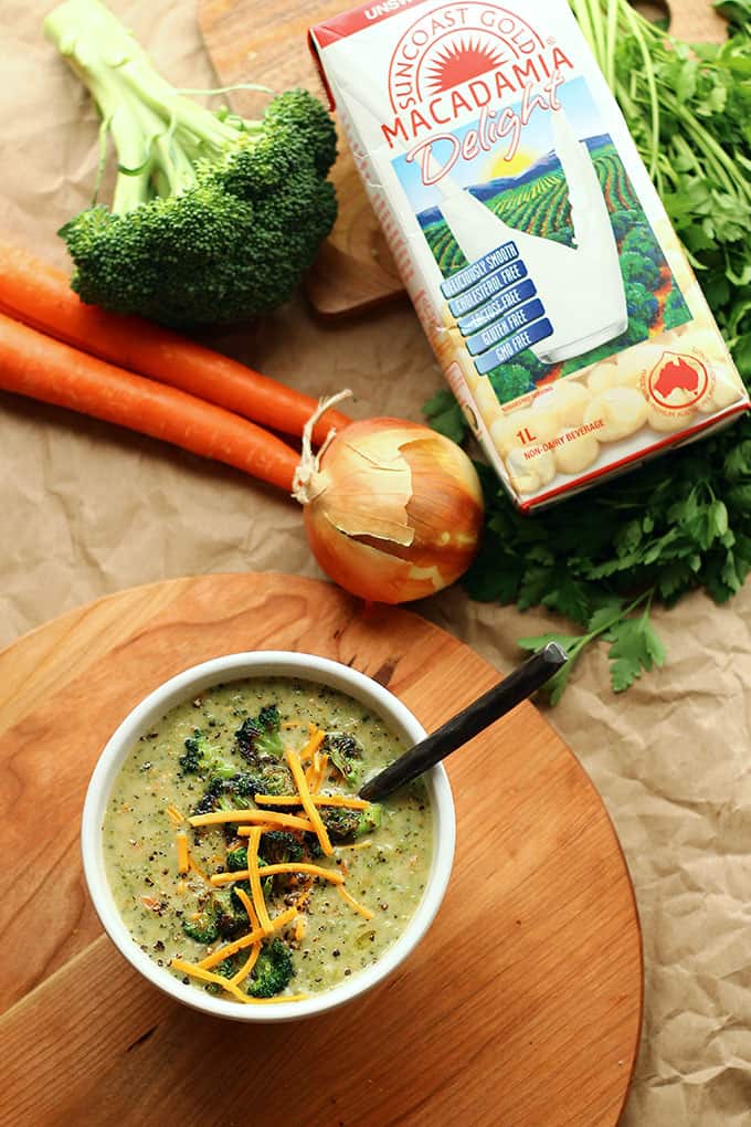 vegan broccoli soup minimalist baker